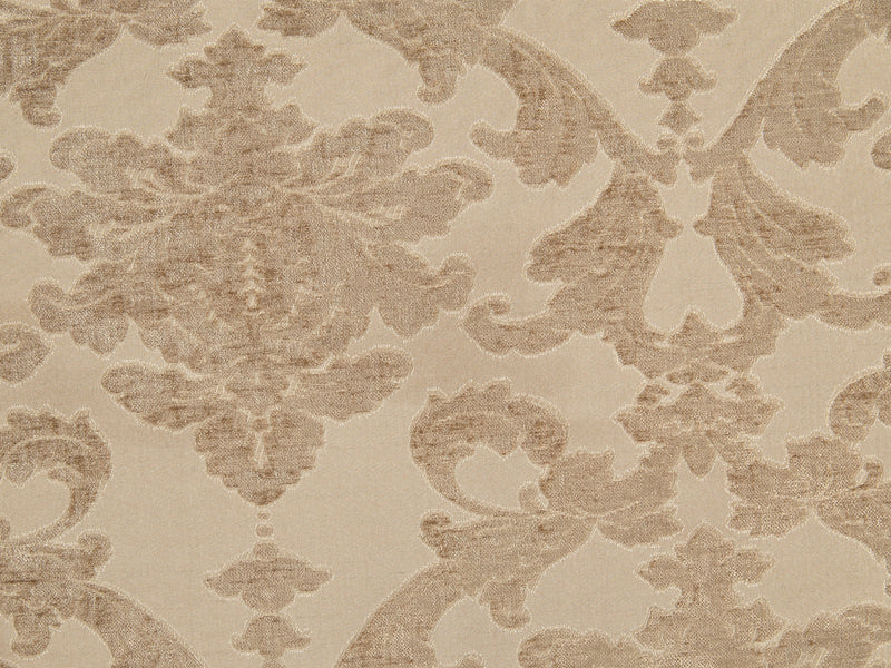 8570 90.5" Wide Traditional Sofa