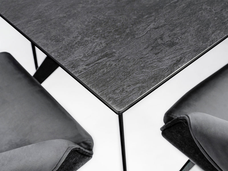 Aurora Onyx 6 Person Dining Room Set