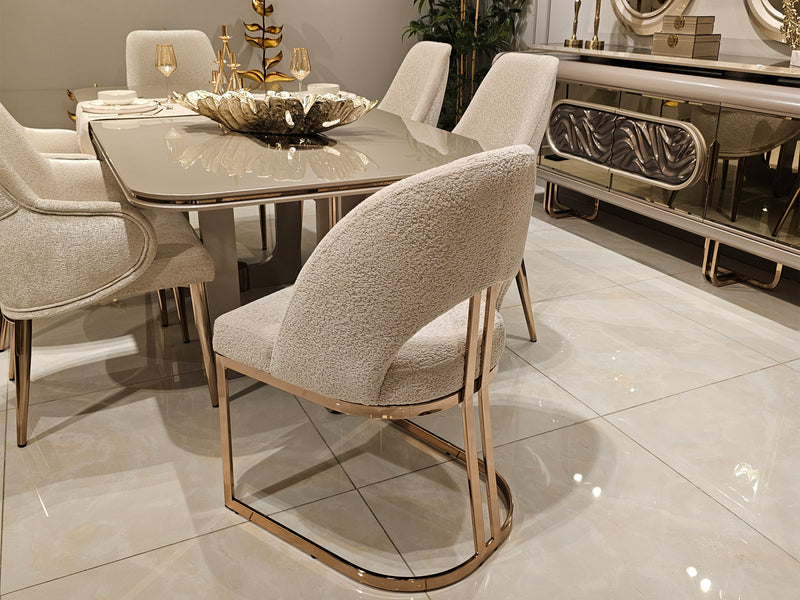 Bella Favori 6 Person Dining Room Set