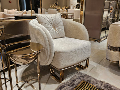 Bella Favori Living Room Set