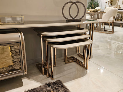 Bella Favori Living Room Set