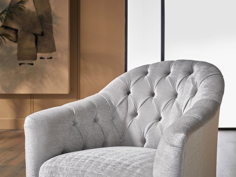 Montego 31.5" Wide Tufted Armchair