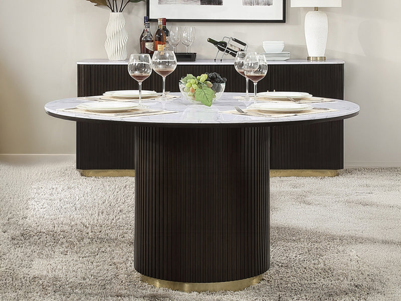 Clayten 4-6 Person Dining Room Set