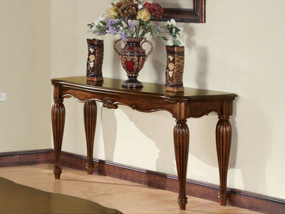 Dreena Traditional Living Room Set