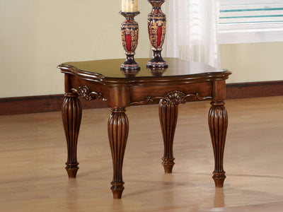 Dreena Traditional Living Room Set