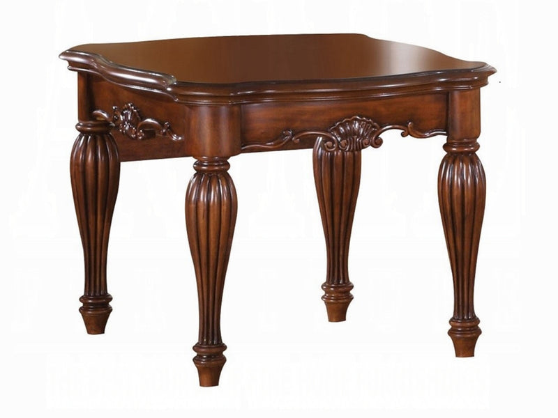 Dreena Traditional Living Room Set