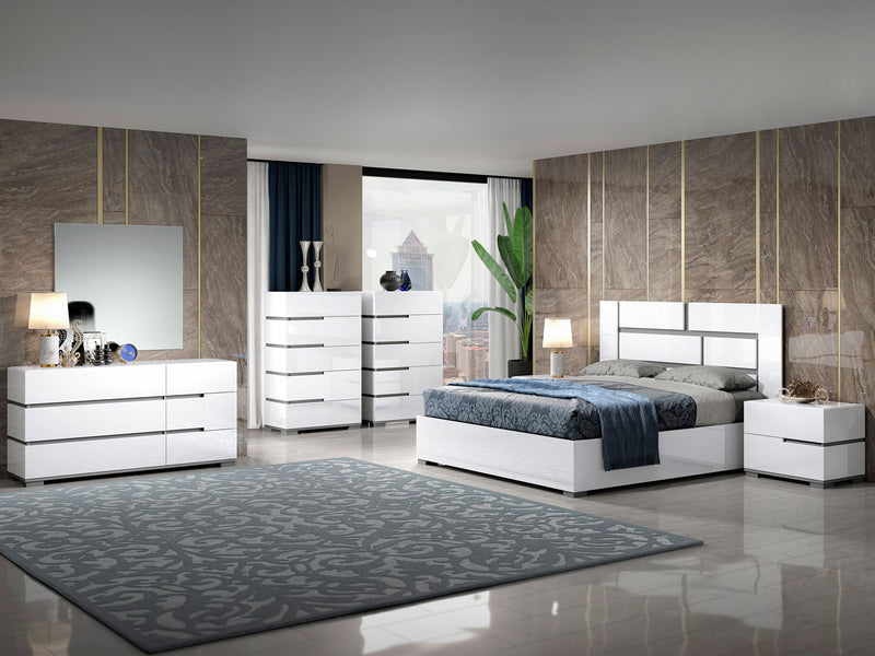 Athena Es 32" Wide Chest