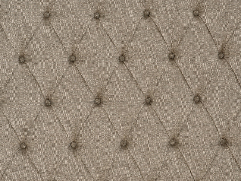 Heath Court 1682 Traditional Platform Bed