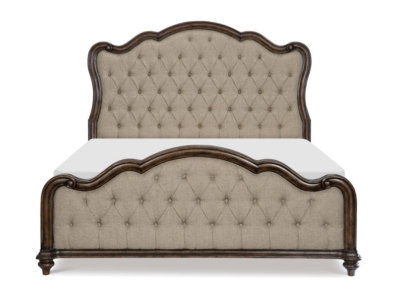 Heath Court 1682 Traditional Platform Bed