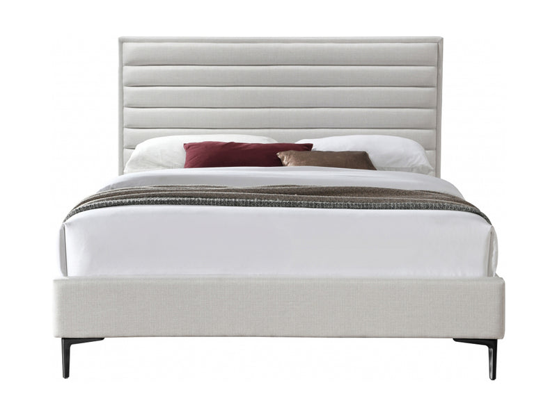 Hunter Platform Bed