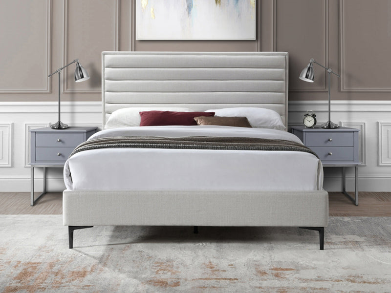Hunter Platform Bed