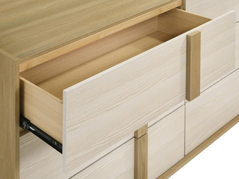 Hyland Bedroom Set
