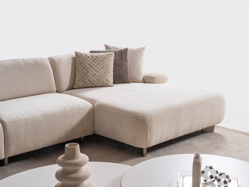 Iznik Extendable Sectional Living Room Set