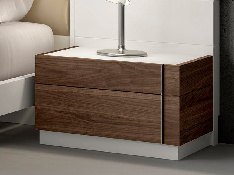 Lisbon Jn 15" Tall 2 Drawer Nightstand