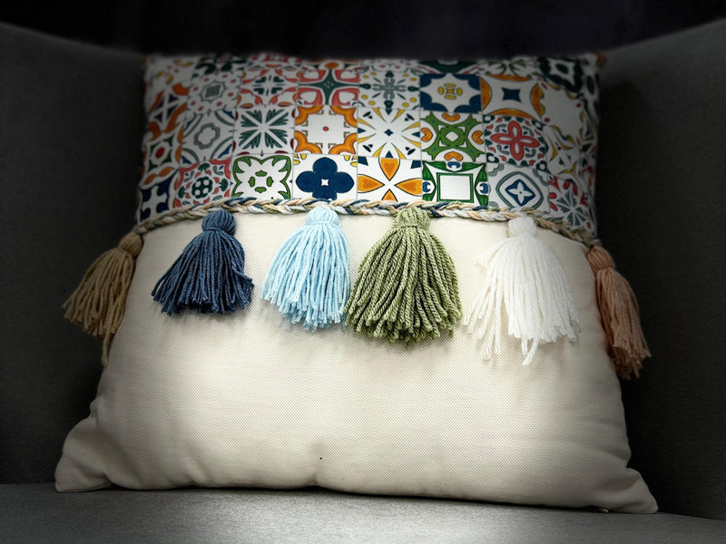 Ist 22 Handmade Decorative Throw Pillow