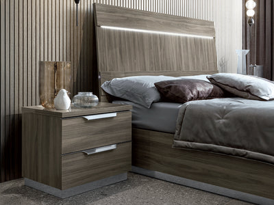 Kroma Platform Bed