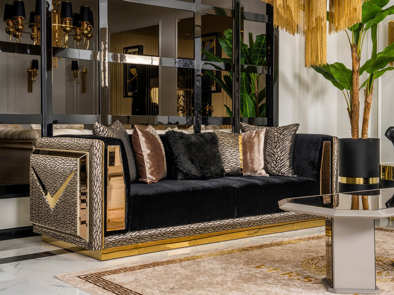 Leon Class Living Room Set