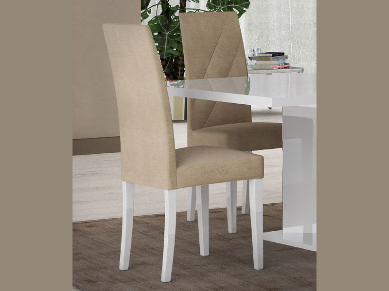 Lisa Es 6-8 Person Dining Room Set