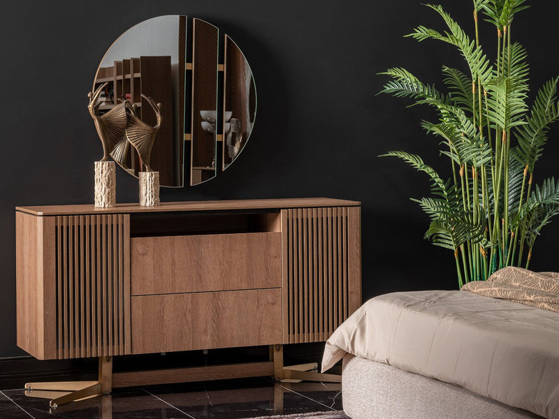 Lizbonar Storage Bedroom Set
