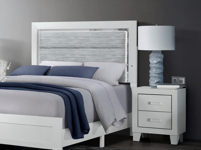Luccia Platform Bed