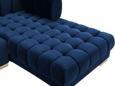 Gwen Meri 143" Wide U Sectional