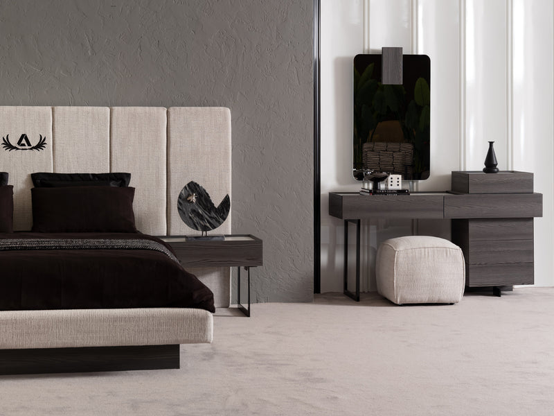 Monacon Bedroom Set