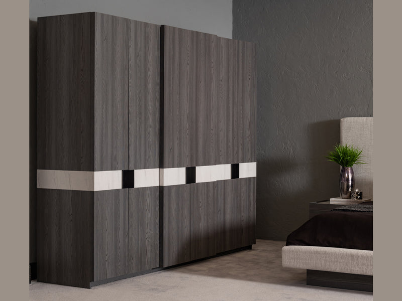 Monacon Bedroom Set