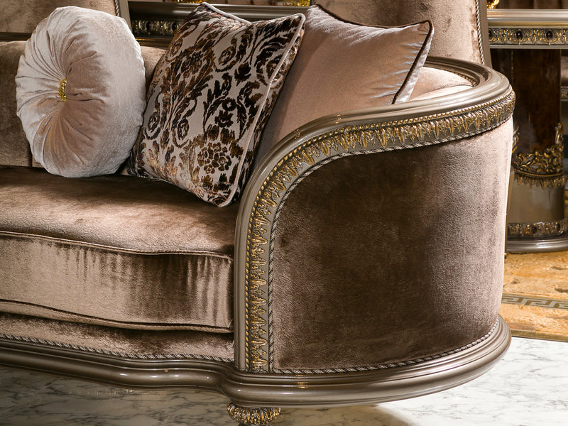 Rolex MyL Traditional Living Room Set