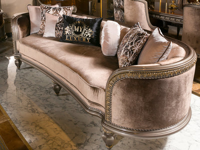 Rolex MyL Traditional Living Room Set