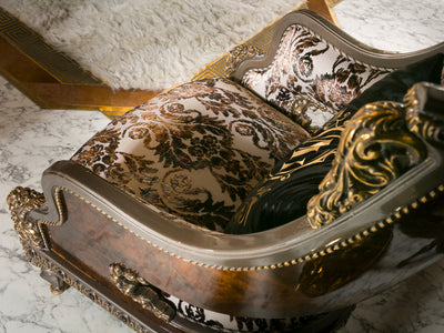 Rolex MyL Traditional Living Room Set