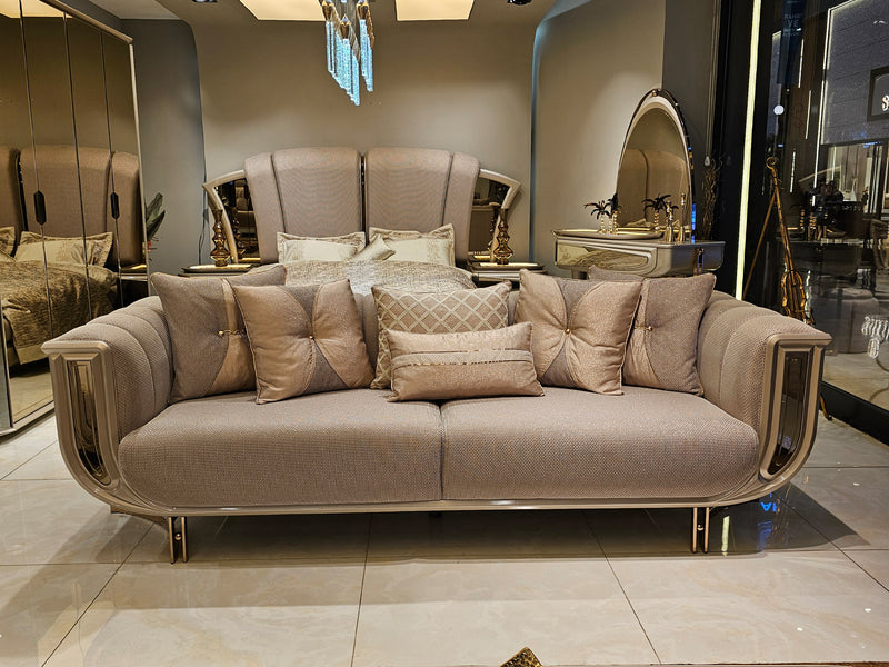 Oscar Favori Living Room Set