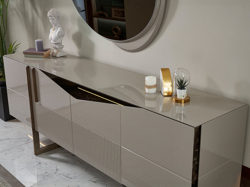 Noble 6 Person Dining Room Set