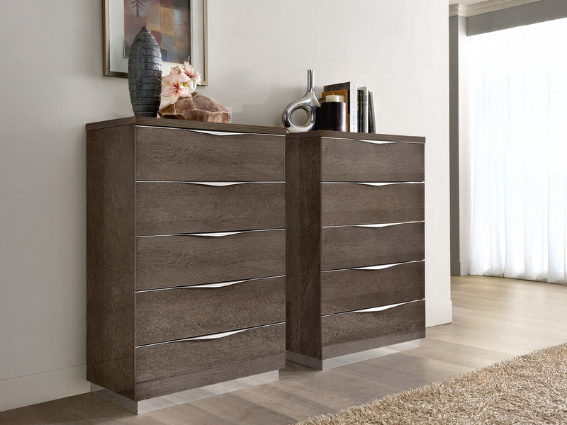 Platinum Legno 29.6" Wide 5 Drawer Chest
