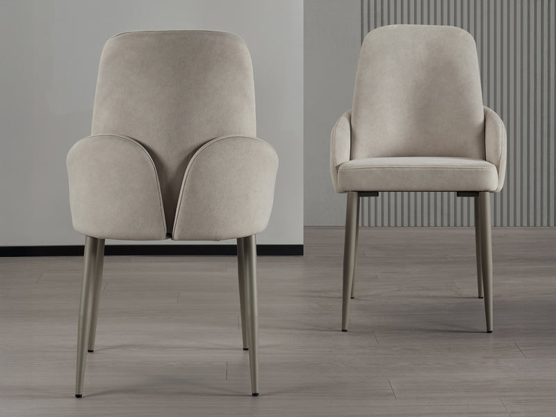 RH 130 DT - 6370 DC 4-6 Person Dining Room Set