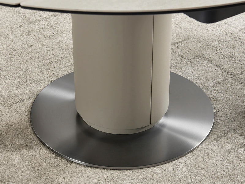 RH 130 DT - 6370 DC 4-6 Person Dining Room Set