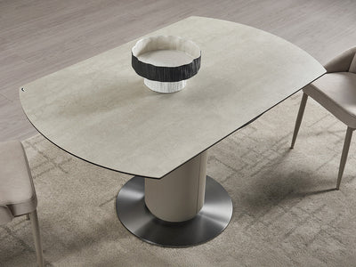 RH 130 DT - 6370 DC 4-6 Person Dining Room Set