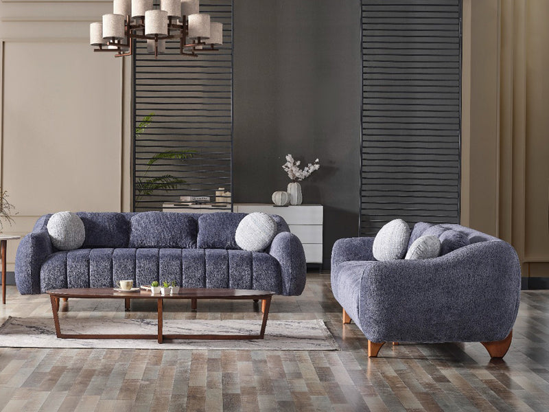 Snowy 66.9" Wide Loveseat