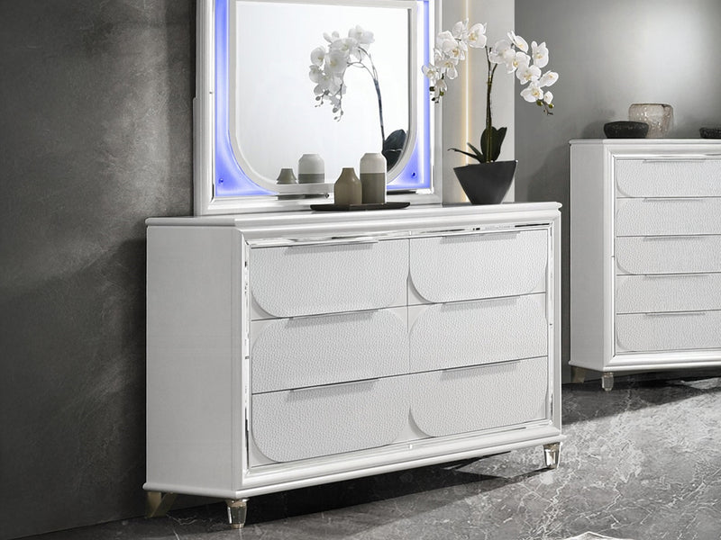 Tarian 64.3" Wide 6 Drawer Dresser With Mirror