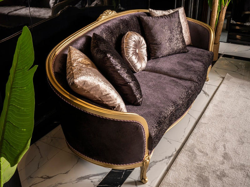 Verona Class Traditional Living Room Set