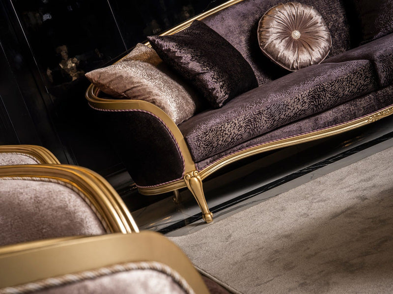 Verona Class Traditional Living Room Set