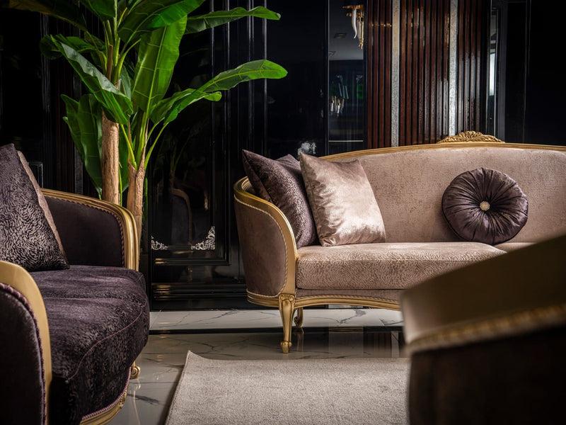 Verona Class Traditional Living Room Set