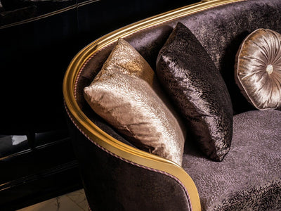 Verona Class Traditional Living Room Set