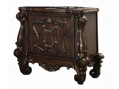 Versailles Tufted Bedroom Set