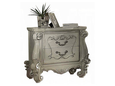 Versailles Tufted Bedroom Set