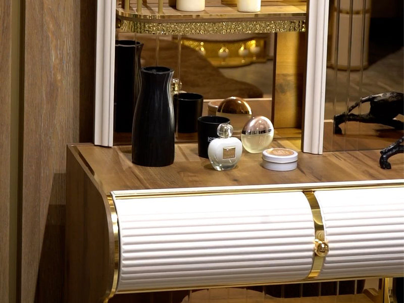 Zara Vanitti Bedroom Set