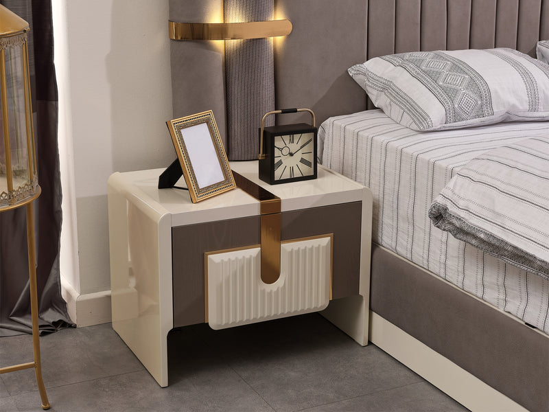 Zurich 20" Tall Nightstand