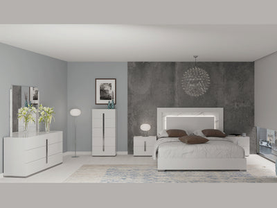 Carrara 59" Wide 3 Drawer Dresser With Mirror