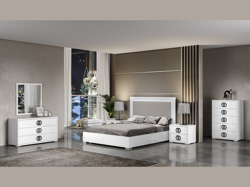 Luxuria Platform Bed